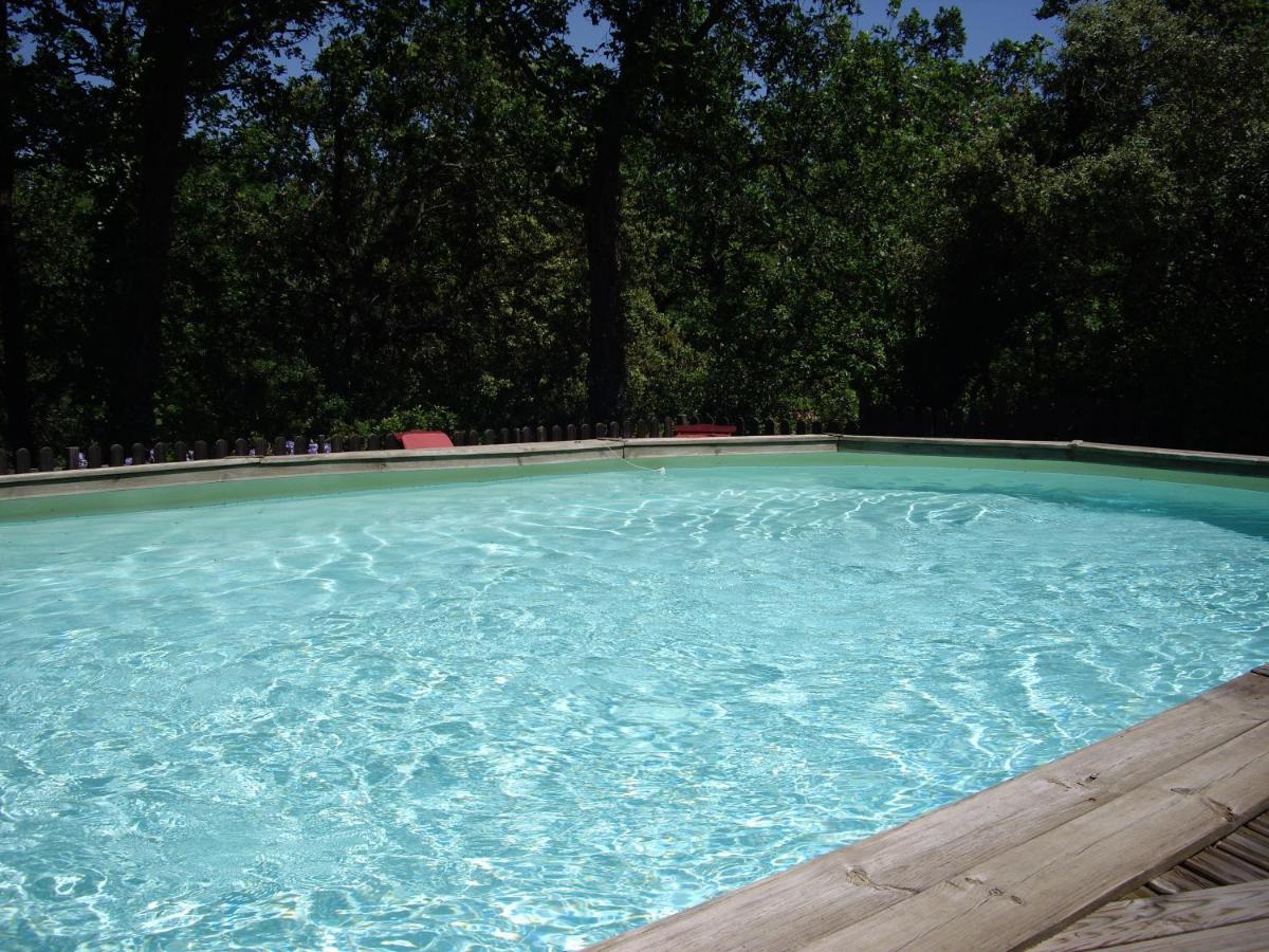 La Bastide De Mauragne - Gite Les Iris Apt Bagian luar foto