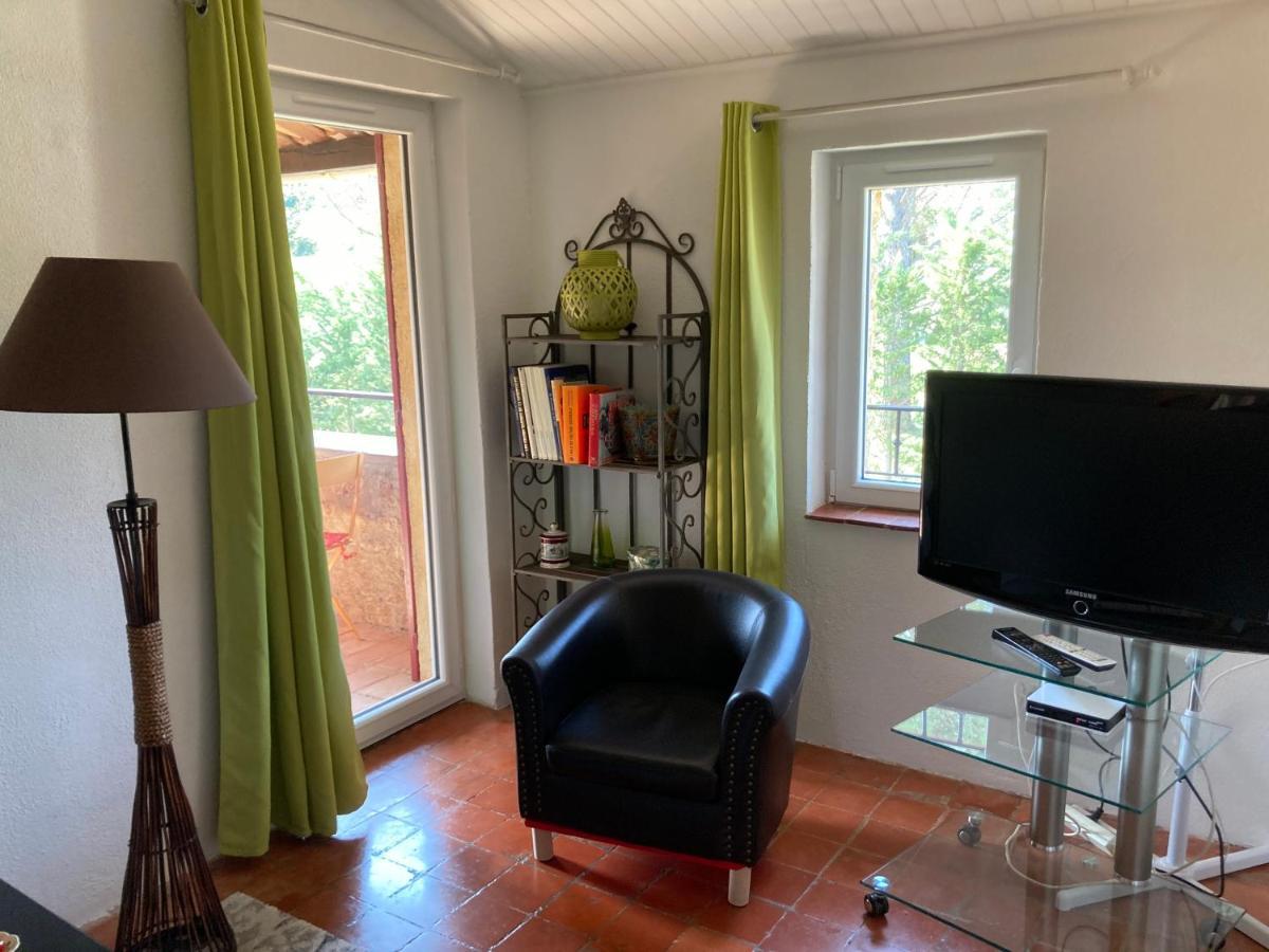 La Bastide De Mauragne - Gite Les Iris Apt Bagian luar foto